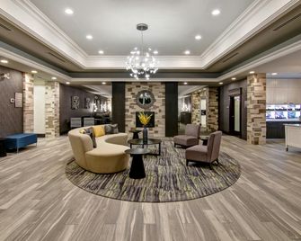 Homewood Suites by Hilton Burlington - Burlington - Lobby