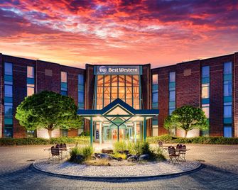 Best Western Parkhotel Brehna-Halle - Sandersdorf-Brehna - Gebäude