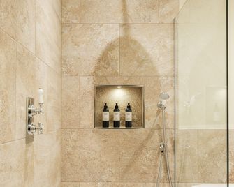 The Manor House Inn - Shepton Mallet - Bad