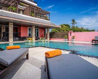 Ratana Hotel Chalong - Rawai