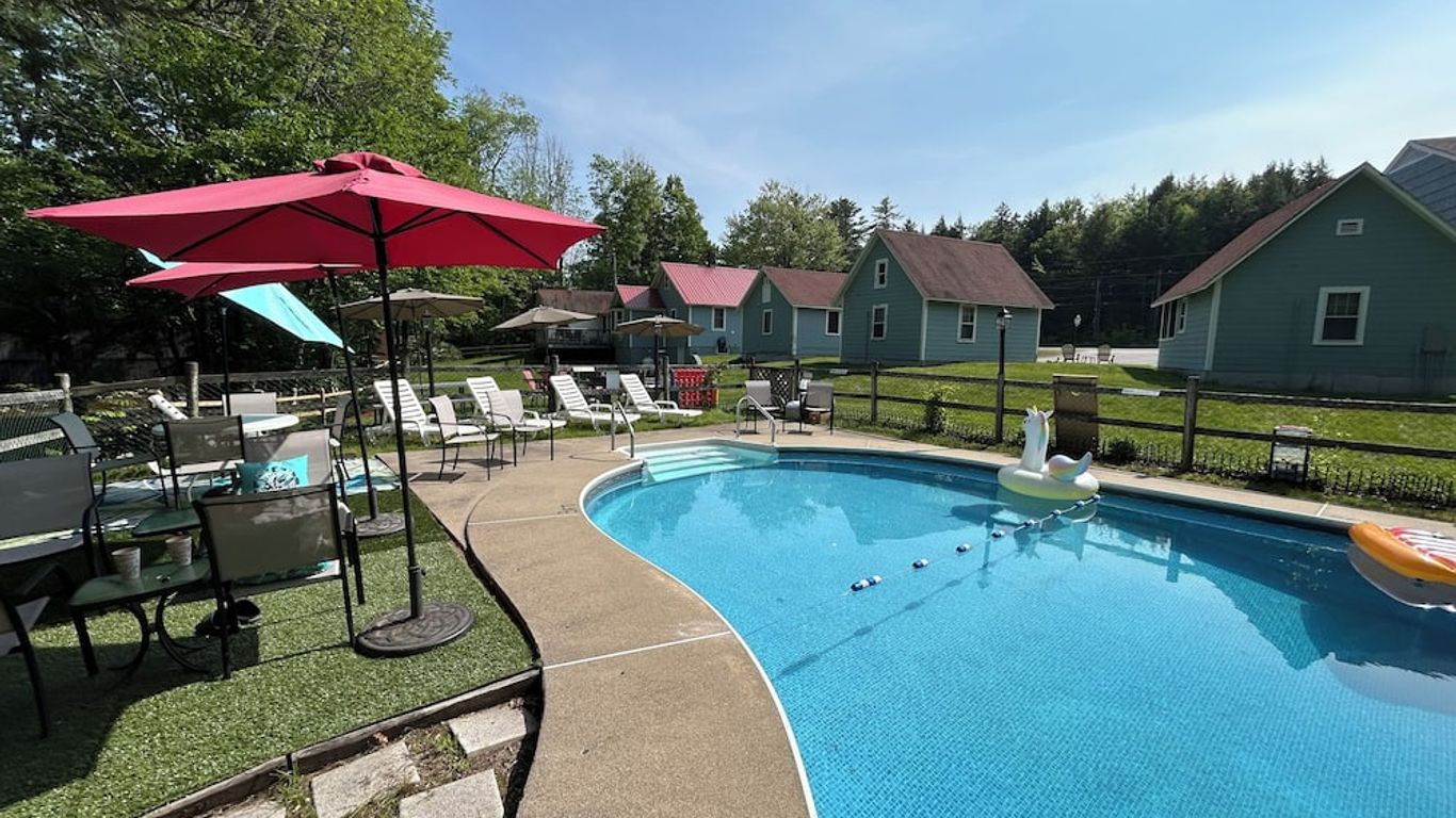 White Mountain Motel And Cottages