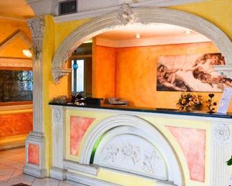 Hotel Ristorante Antico Guerriero - Limena - Receptie