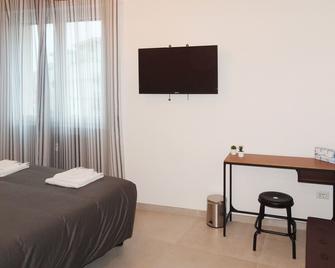 Smart Rooms Pistoia - Pistoia - Bedroom