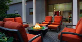 Home2 Suites by Hilton Lexington University / Medical Center - Lexington - Veranda