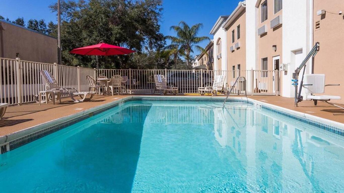 Quality Inn Zephyrhills-Dade City