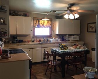 Deb's Country Farm House On The Open North Central Prairie - Tonkawa - Cocina