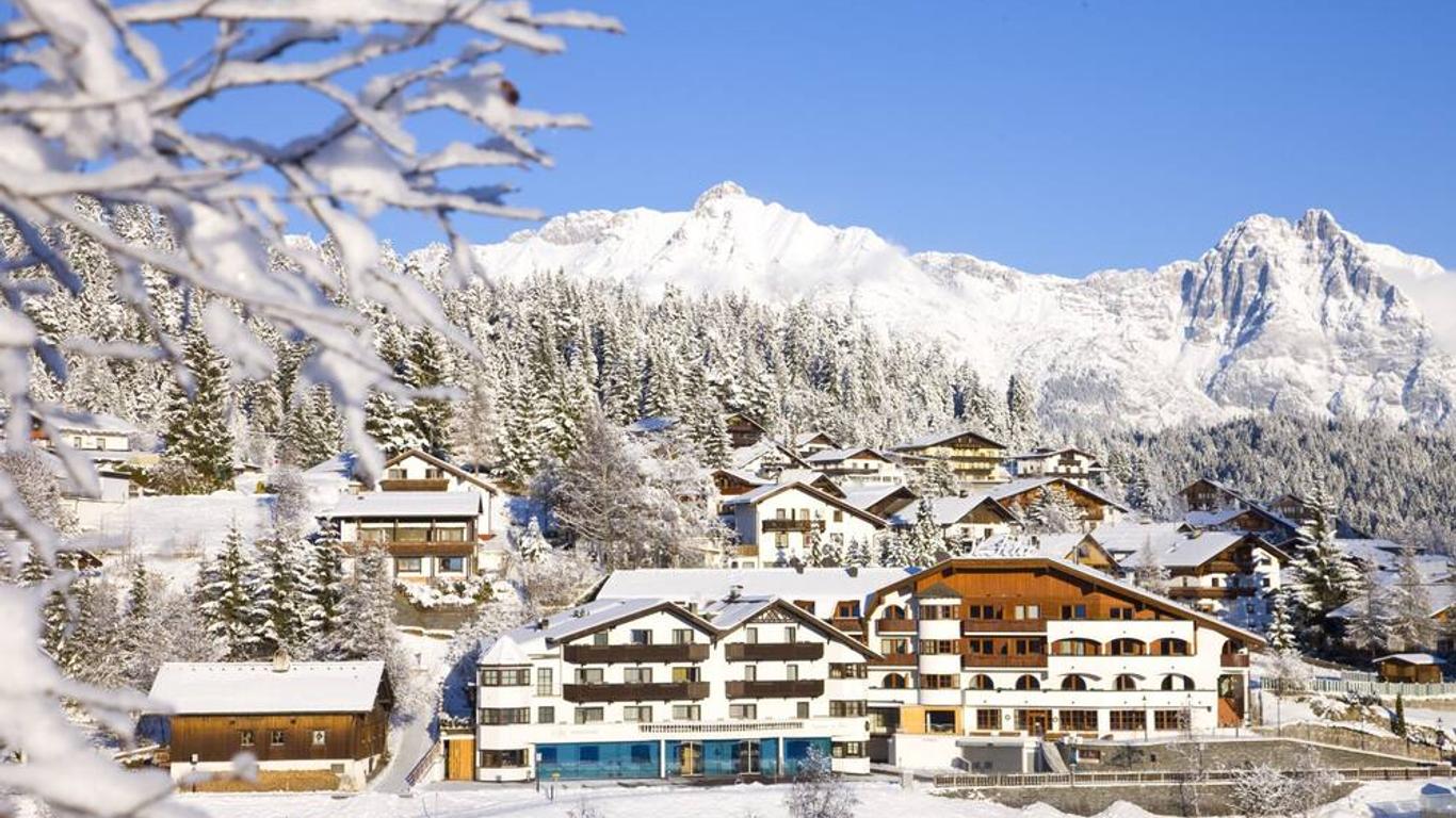 Mountains Hotel