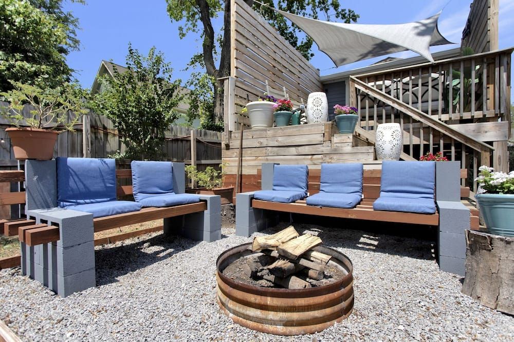 Private 2BR House in Downtown Nashville - Near Broadway and Sleeps 6! - Nashville - Patio