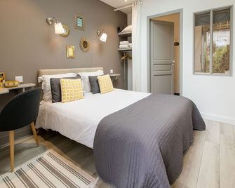 Hotel Saint-Michel - Dinard - Bedroom