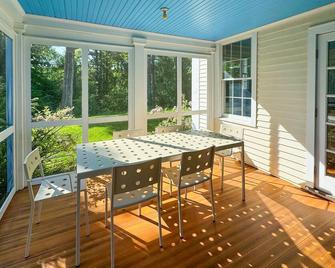 Colonial Classic - Copake - Dining room