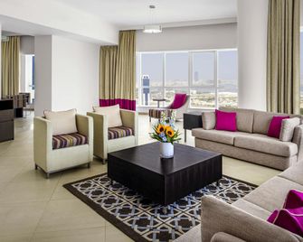 Aparthotel Adagio Premium Dubai Al Barsha - Dubái - Sala de estar