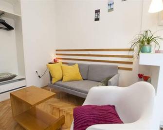 Villa Makarana Apartments - Makarska - Huiskamer