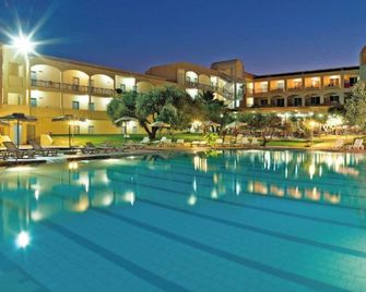 Marianna Palace - Kolympia - Piscina