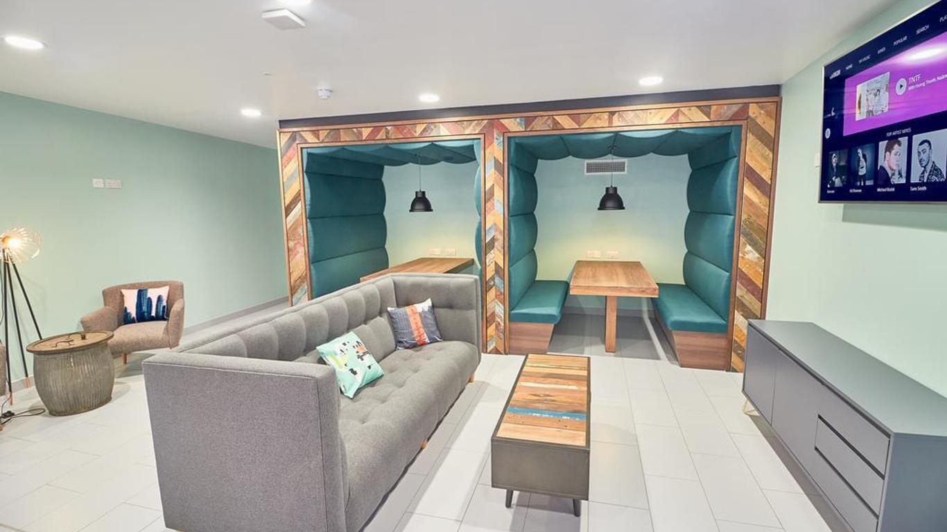 Destiny Student Meadow Court