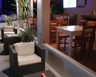 Katerina Apartments - Kálymnos - Restaurante
