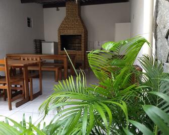 Maceió Hostel e Pousada - Maceió - Patio