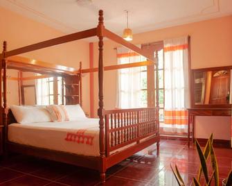 La Casona Hostel - Puerto Escondido - Schlafzimmer