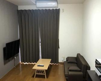 15 minutes walk to Minatomirai Lets stay crisply - Trust Maison Sakuragicho 101 / Yokohama Kanagawa - Yokohama - Wohnzimmer
