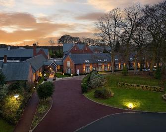 Delta Hotels by Marriott Worsley Park Country Club - Manchester - Rakennus