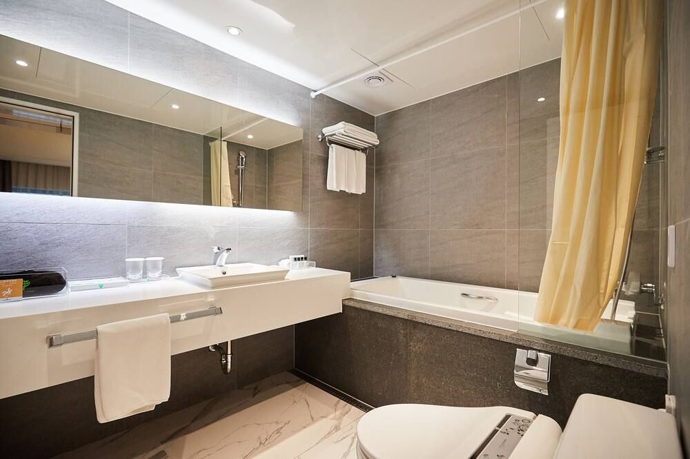 Eden Paradise Hotel - Icheon