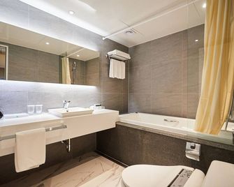 Eden Paradise Hotel - Icheon