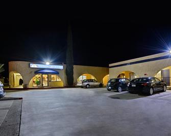 Hotels In Yucca Valley From 62 Night Search On Kayak