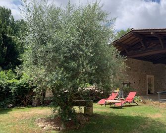 Moulin de la Cordelière, relaxation, nature and charm - Azay-le-Brûlé - Patio