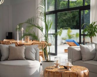 Ama Wela Living Labuan Bajo - Labuan Bajo - Huiskamer