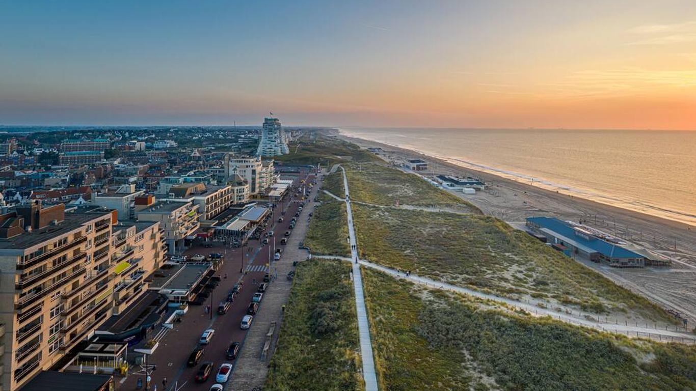 Two Brothers Noordwijk Beach Hotel