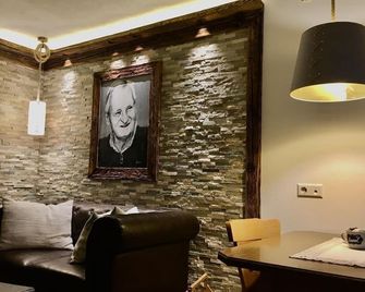 Appartement Hansl - Appartementhaus Finis - Ramsau am Dachstein - Wohnzimmer