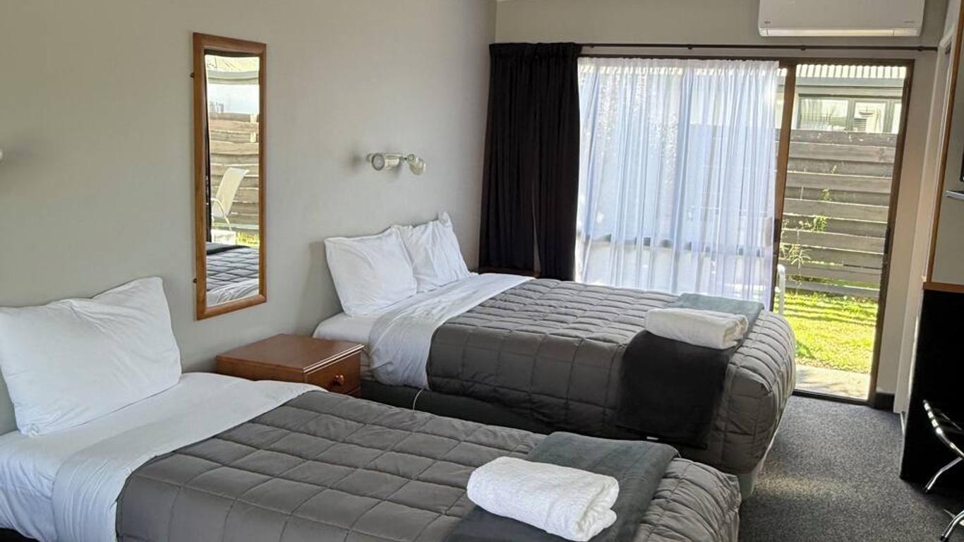 آشور سانداونر موتل