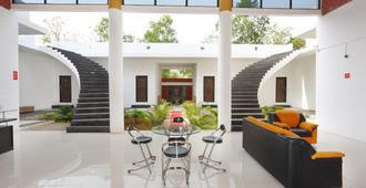 OYO 11880 Vanam Resort - Pondicherry - Patio