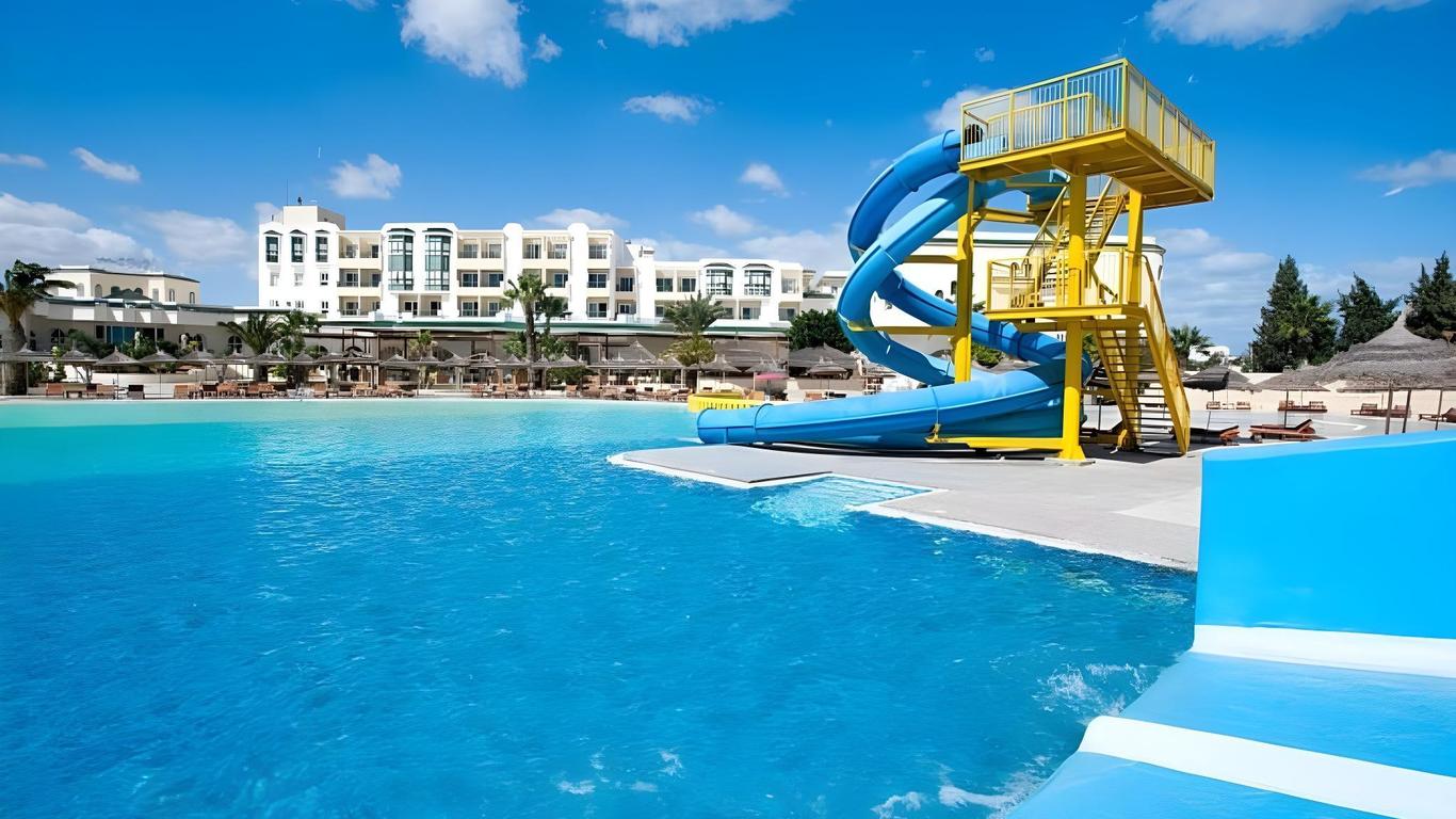 Soviva Resort - Familes Only