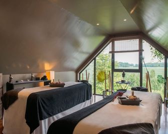 Domaine de Bellevue - Restaurant & Spa - Neufmoutiers-en-Brie - Slaapkamer