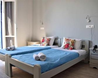 Aphrodite Art Hotel Aegina - Aegina - Schlafzimmer