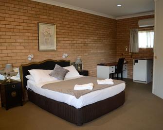 Deer Park Motor Inn Armidale - Armidale - Bedroom