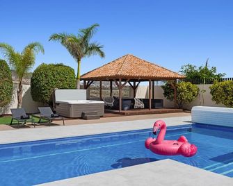 Karat Villa Luso - Adeje - Pool