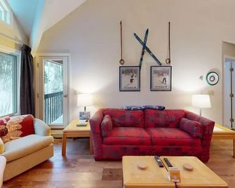 Pico Village Resort - Killington - Wohnzimmer