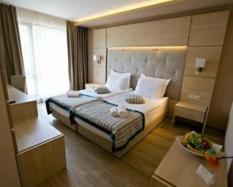 Royal Grand Hotel and Spa - Kavarna - Bedroom