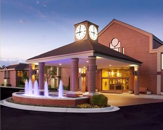 Ann Arbor Regent Hotel and Suites - Ann Arbor - Bina