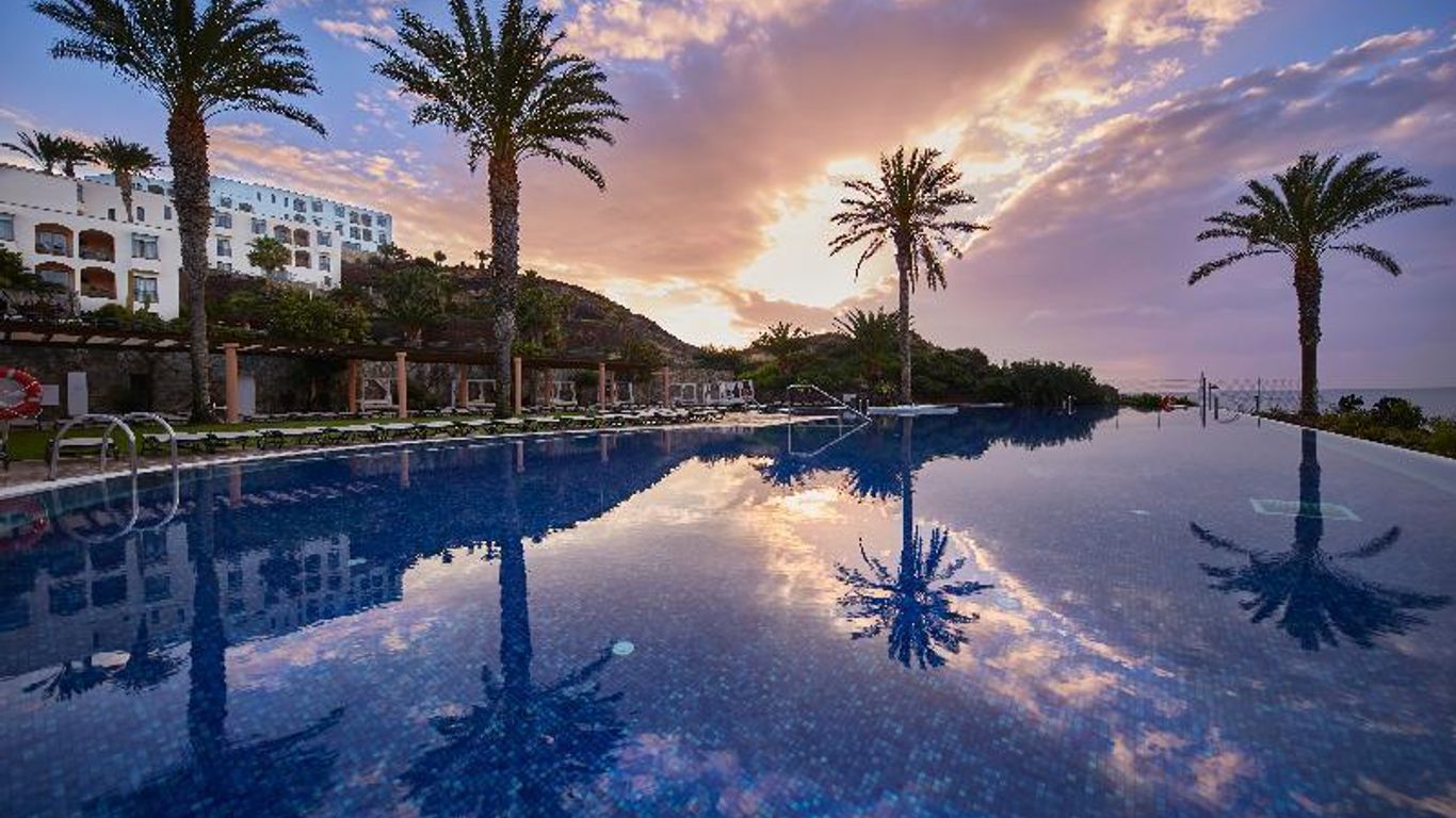 Playitas Aparthotel - Sports Resort