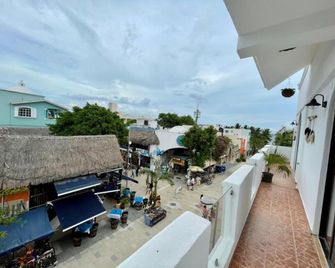 Mayab Playa - 5th. Ave - Playa del Carmen