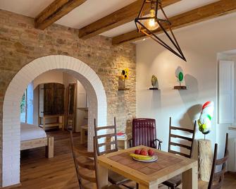 Castello di Granarola - Gradara - Dining room