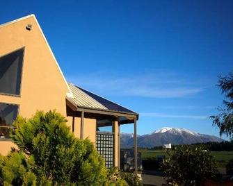 Southern Cross Lodge Methven - Methven - Outdoor view