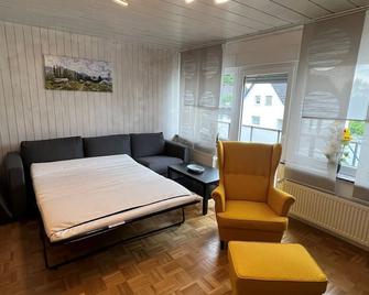 Apartment in the city and nature - Meinerzhagen - Sala de estar