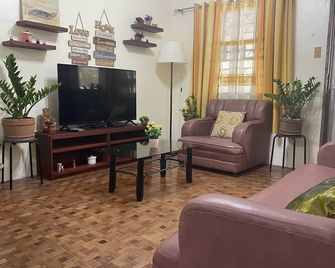 Don Mamerto whole House - Angeles City