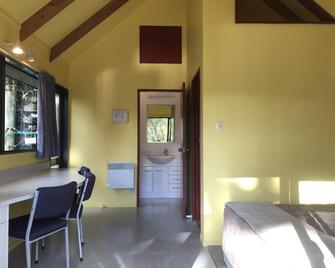 Bay Cabinz Motel - Paihia