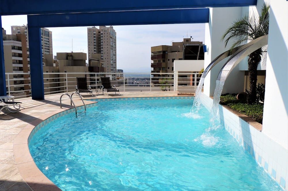 Mondrian Suite Hotel - סאו ז'וסה דו קמפוס - בריכה