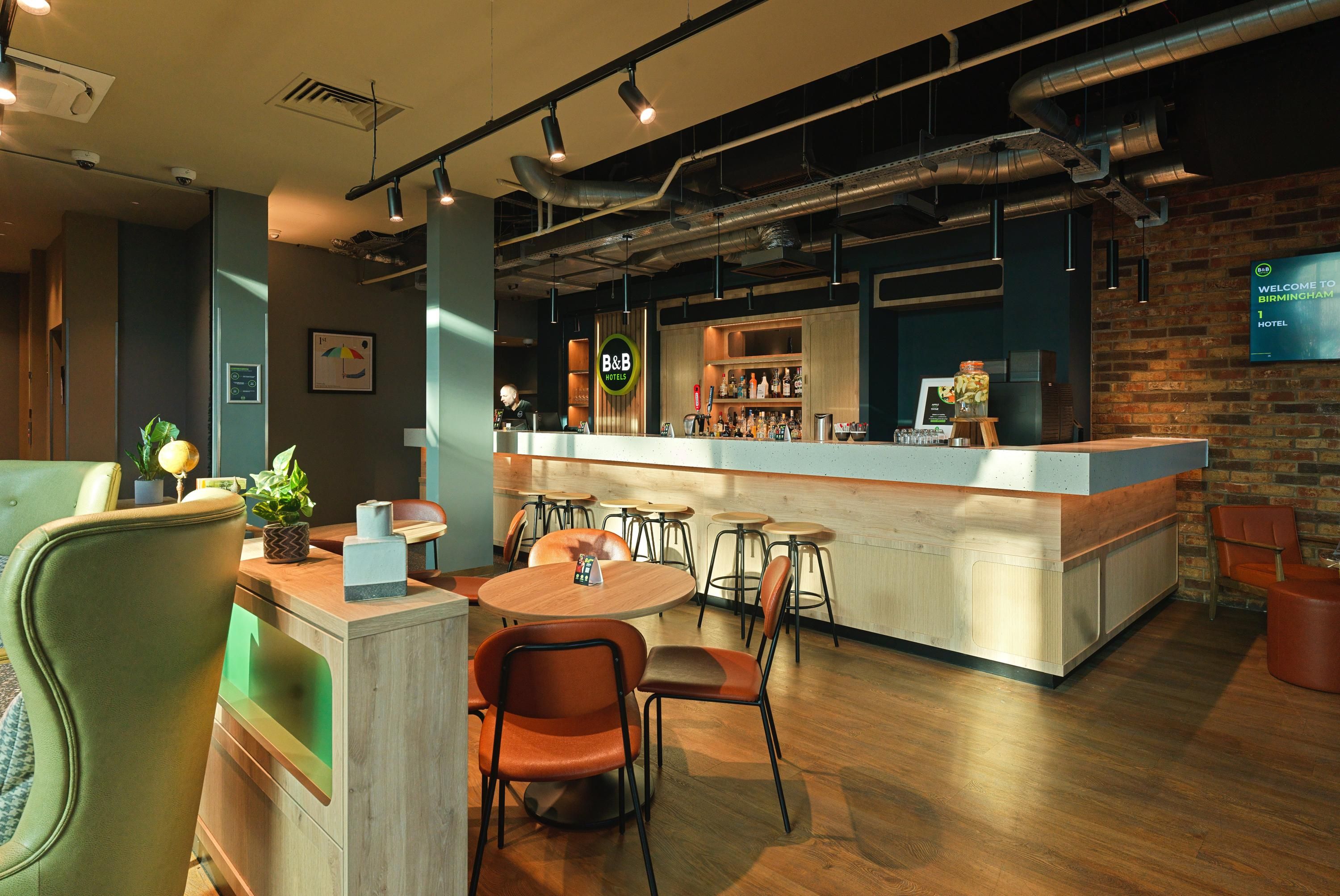 B&B HOTEL Birmingham Centre - בירמינגהם - בר