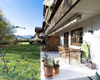 Ostrach - Sonthofen - Binnenhof